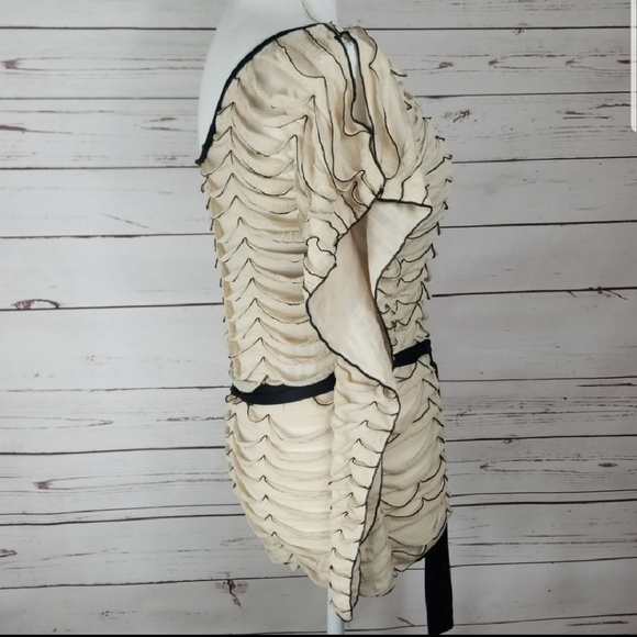 Cream and Black Tiered Wetseal Top - Picture 3 of 5